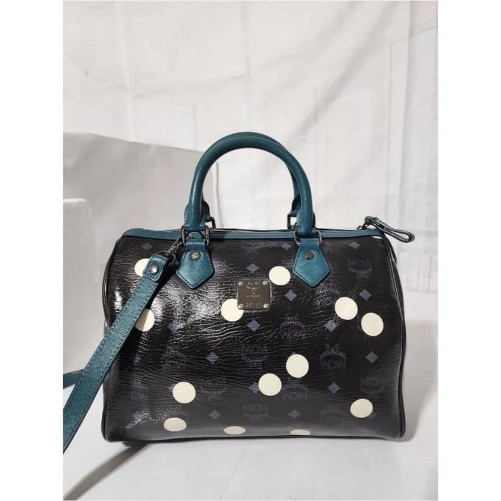 Authentic MCM Craig & Karl Snowdome Boston Bag Black/Green